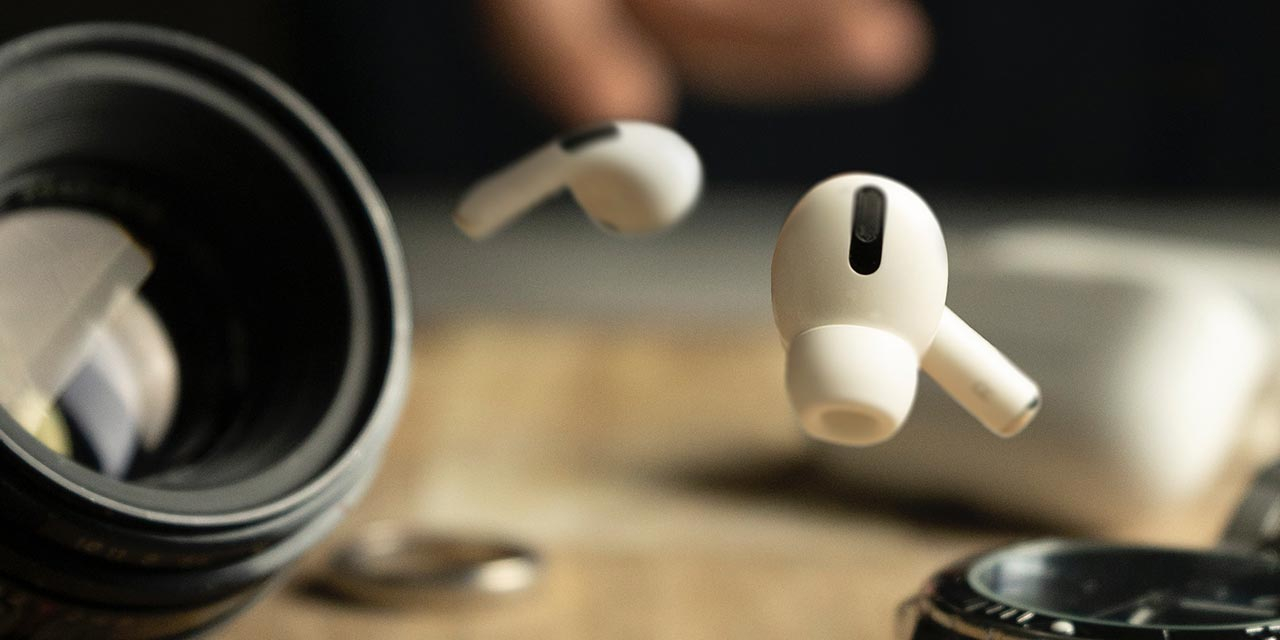 Noile căști AirPods vor putea măsura temperatura și verifica auzul