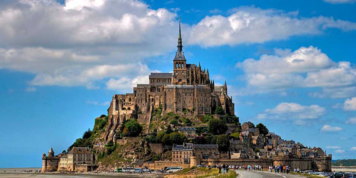 Insula-cetate Mont-Saint-Michel - Franța