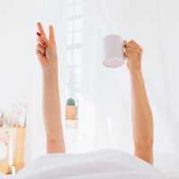 3 moduri de a te trezi mai rapid dimineața